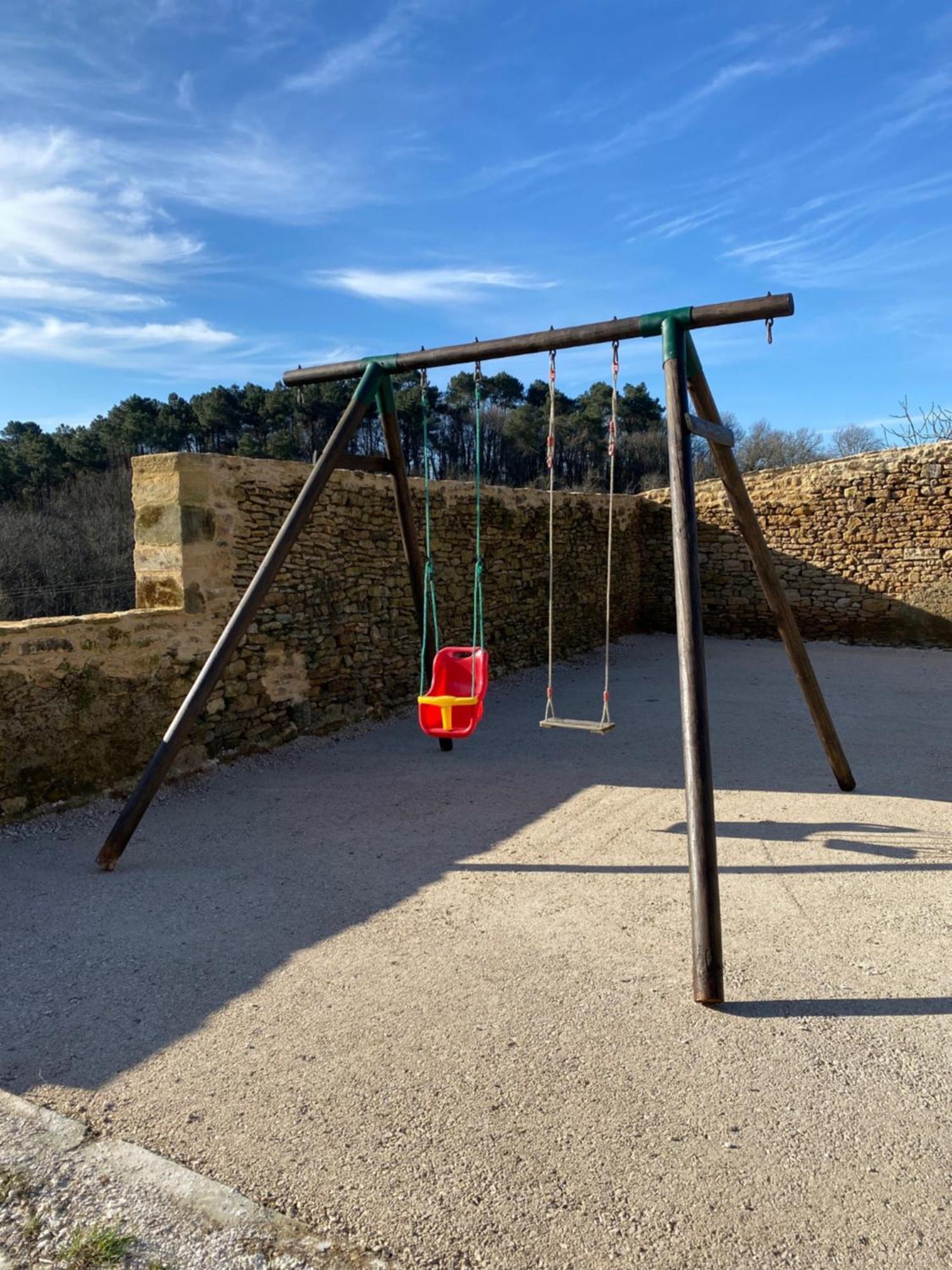 Le Gite De La Villenie - En Pleine Nature - 5 Min Centre Ville De Sarlat Kültér fotó